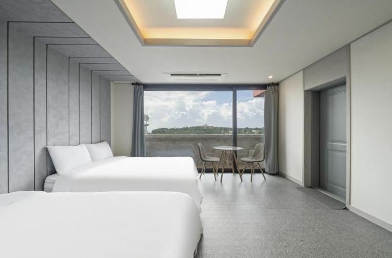 Hotel Haru Seogwipo-stad Buitenkant foto