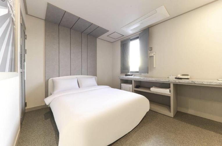 Hotel Haru Seogwipo-stad Buitenkant foto